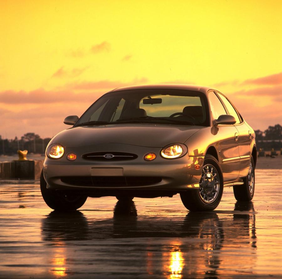  Ford Taurus 1996 года  (фото 6 из 16)